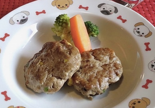 鹿肉ハンバーグ